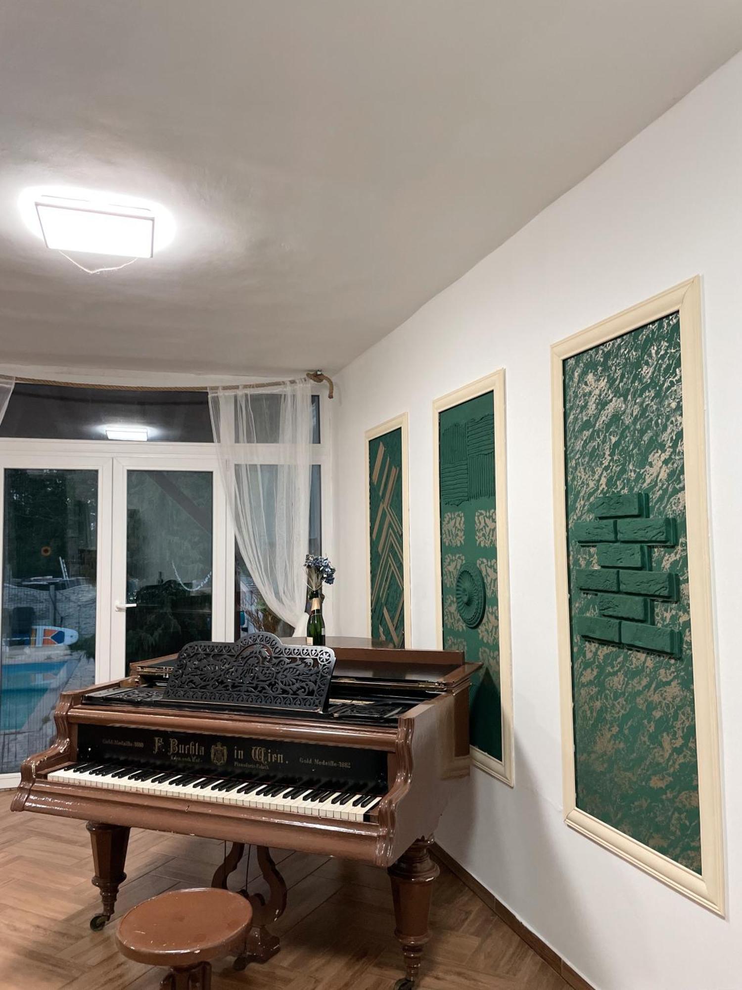4 Room Flat With Garden And Pool Kittsee Exterior photo